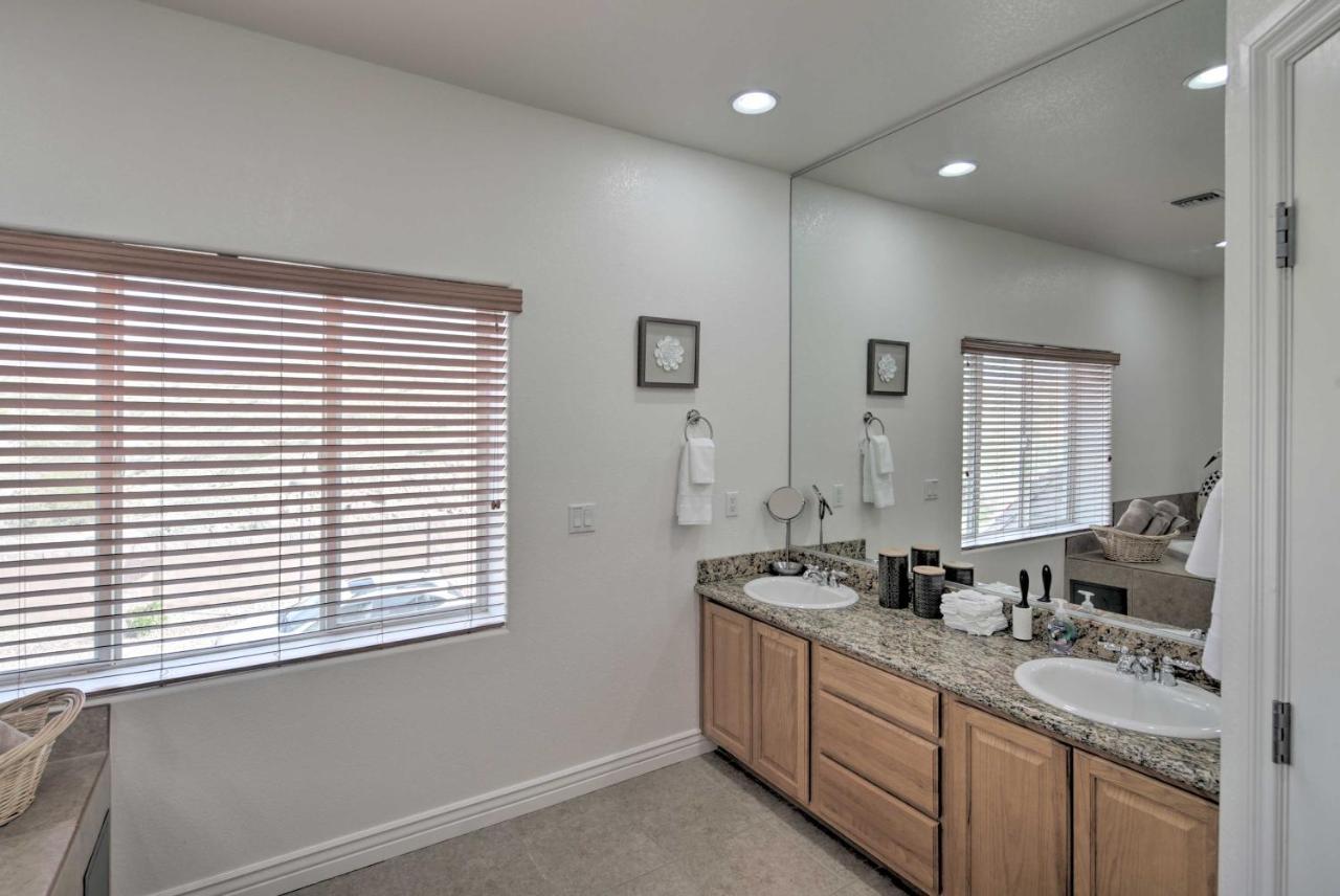 Desert Condo With Pool About 3 Miles To Colorado River! Bullhead City Exterior photo